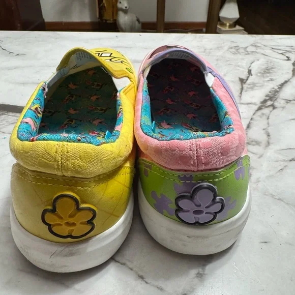 SpongeBob SquarePants Pink and Yellow Character Slip-Ons - Picture 2 of 3